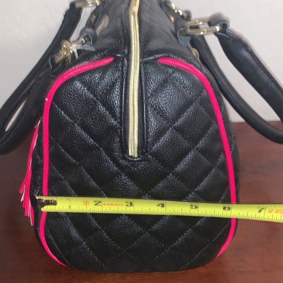 BETSEY JOHNSON BRAND NEW WITH TAGS GORGEOUS SATCHEL HANDBAG - Picture 12 of 13